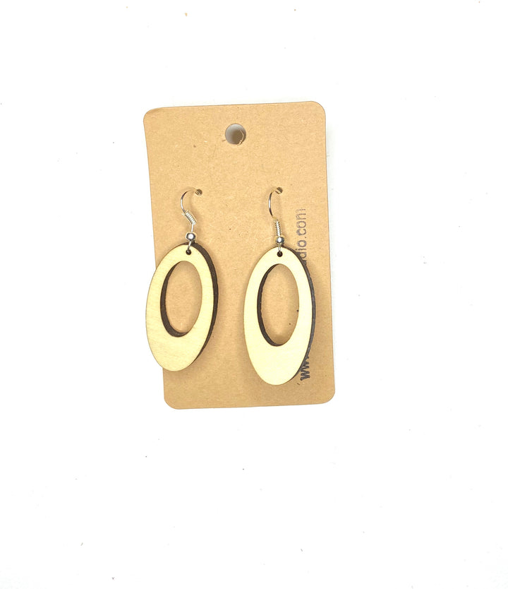 Trunk Show - Basswood Oval Cutout