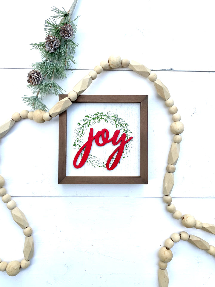 Joy to the World with Wreath Mini Sign